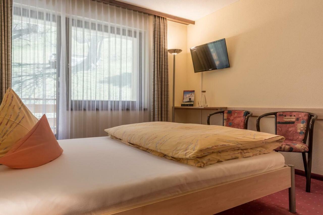 Hotel Alex Leukerbad Exteriér fotografie